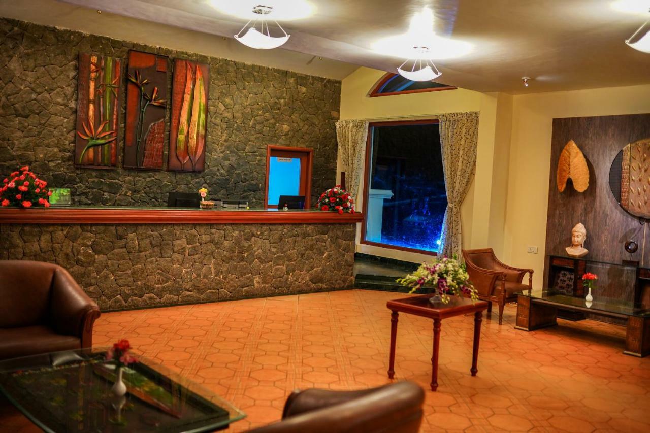 Hotel La Montana By Tgi à Ooty Extérieur photo