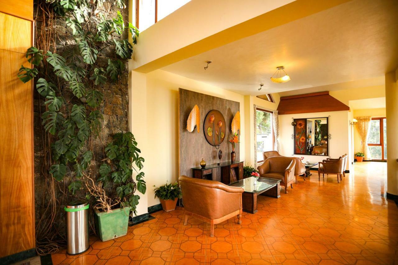 Hotel La Montana By Tgi à Ooty Extérieur photo